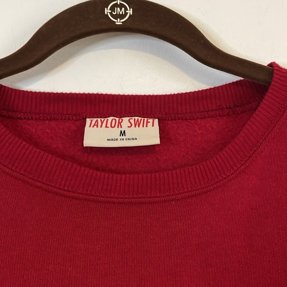 Taylor Swift Swiftie Sweatshirt Medium Red Hoodie… - image 8